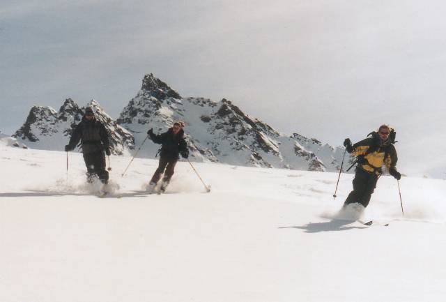 powder trio Matthias, Kathi and Marcel